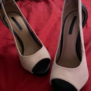 Good shoes for events, pretty color cream hope you like it